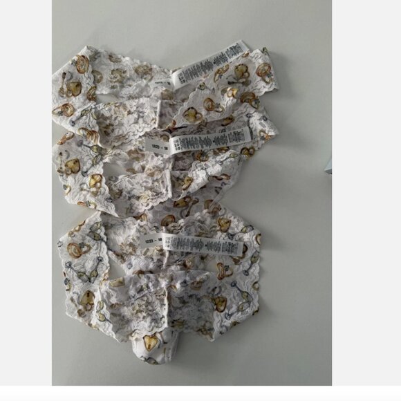 Hanky Panky Daily Lace Original Rise Thong Set of 3 Forever Gold One Size - Picture 5 of 5